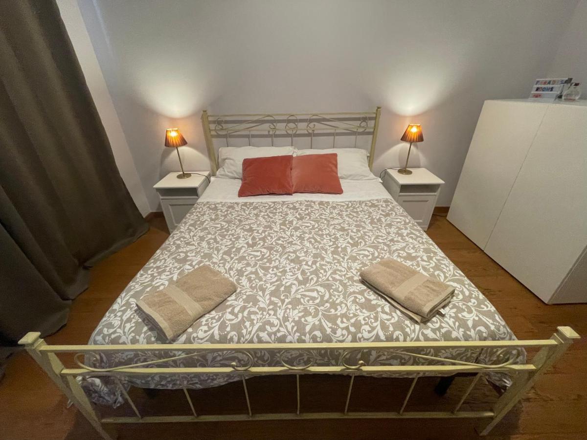 Paradise Rooms - Brignole Station Генуя Экстерьер фото
