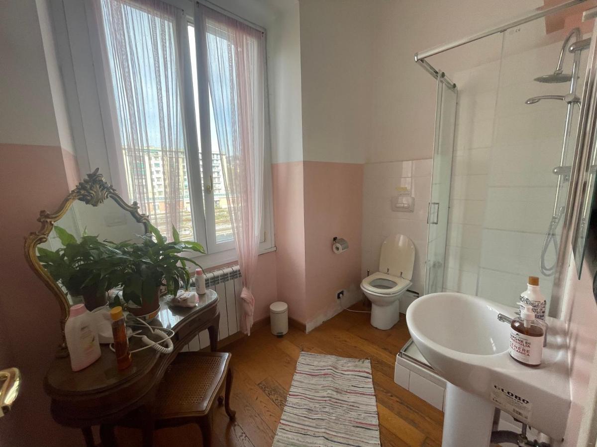 Paradise Rooms - Brignole Station Генуя Экстерьер фото