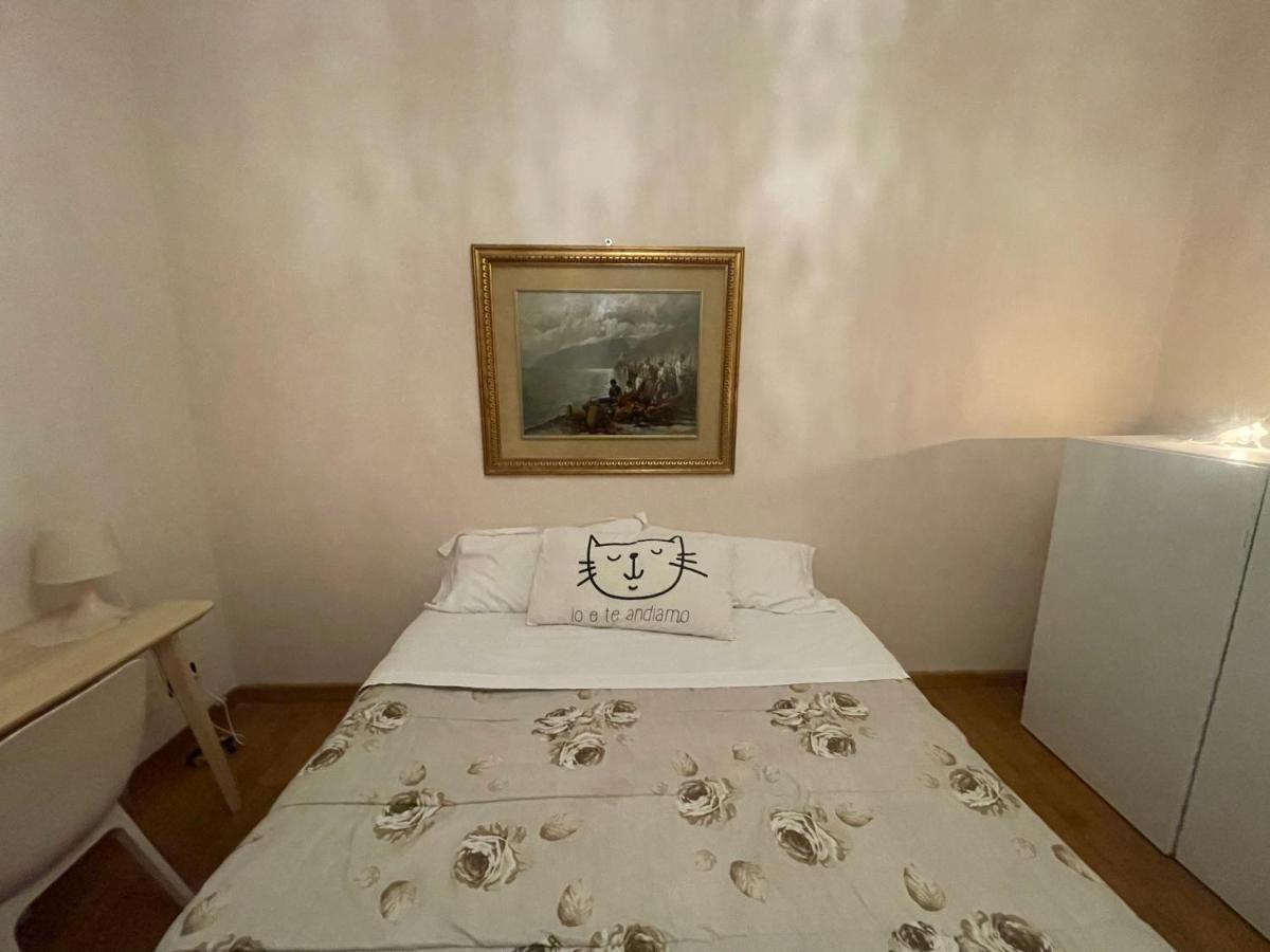 Paradise Rooms - Brignole Station Генуя Экстерьер фото